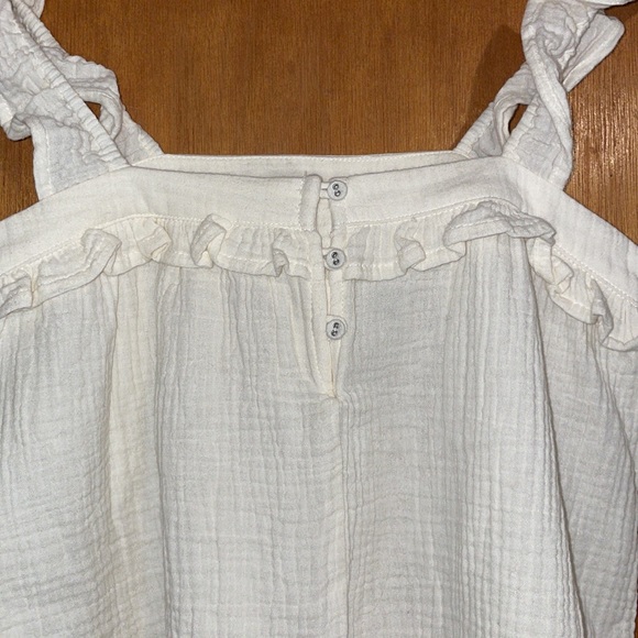 •WONDERLY•NWOT CREAM GAUZE MATERIAL RUFFLE SLEEVE TANK TOP SIZE XS - Picture 4 of 8